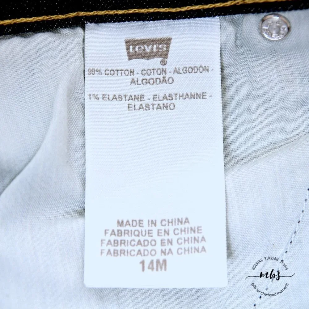 Levi's The Original Jeans Cotton Mid‎ Rise Denim Shorts with Frayed Hem